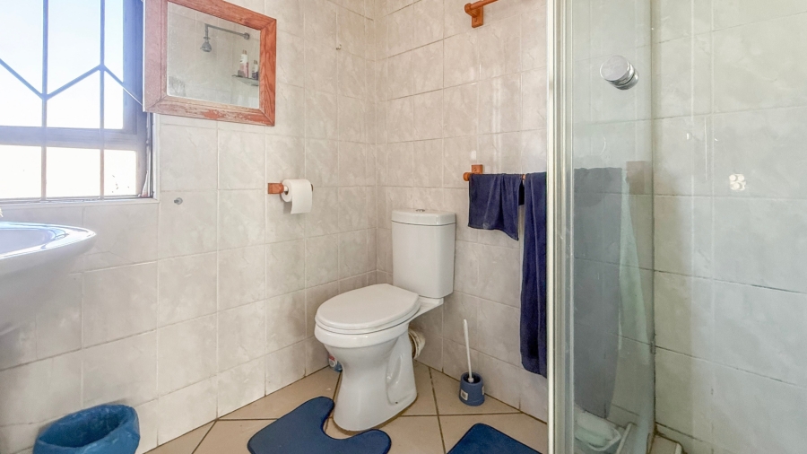 To Let 2 Bedroom Property for Rent in Melodie North West